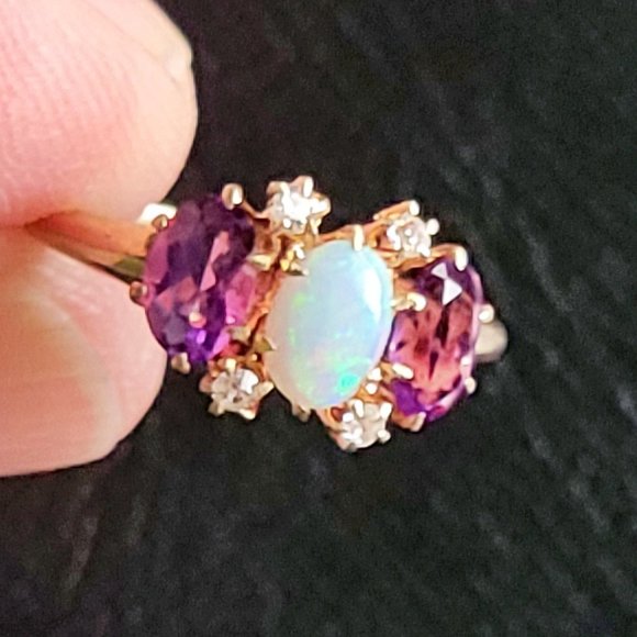 10K Gold Ring with Opel, Diamonds, and Amethyst Stones - Picture 4 of 12